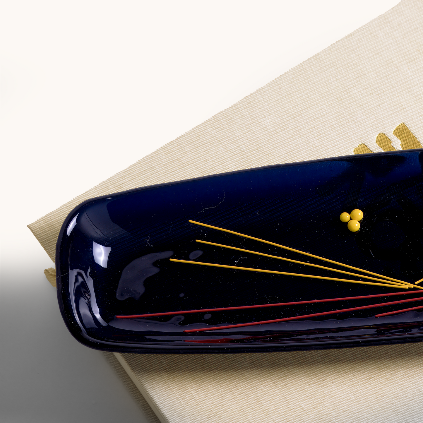 blue glass plate with ball + linear glass design